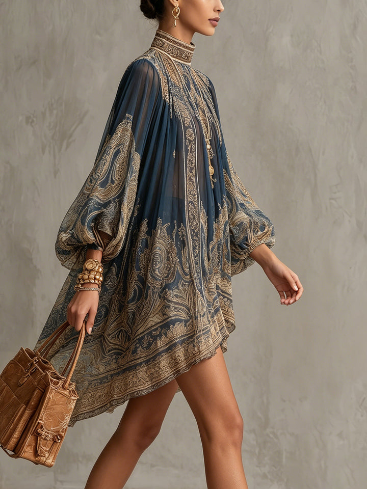 Marianna | Mini-jurk in marineblauwe chiffon met gouden barokprint