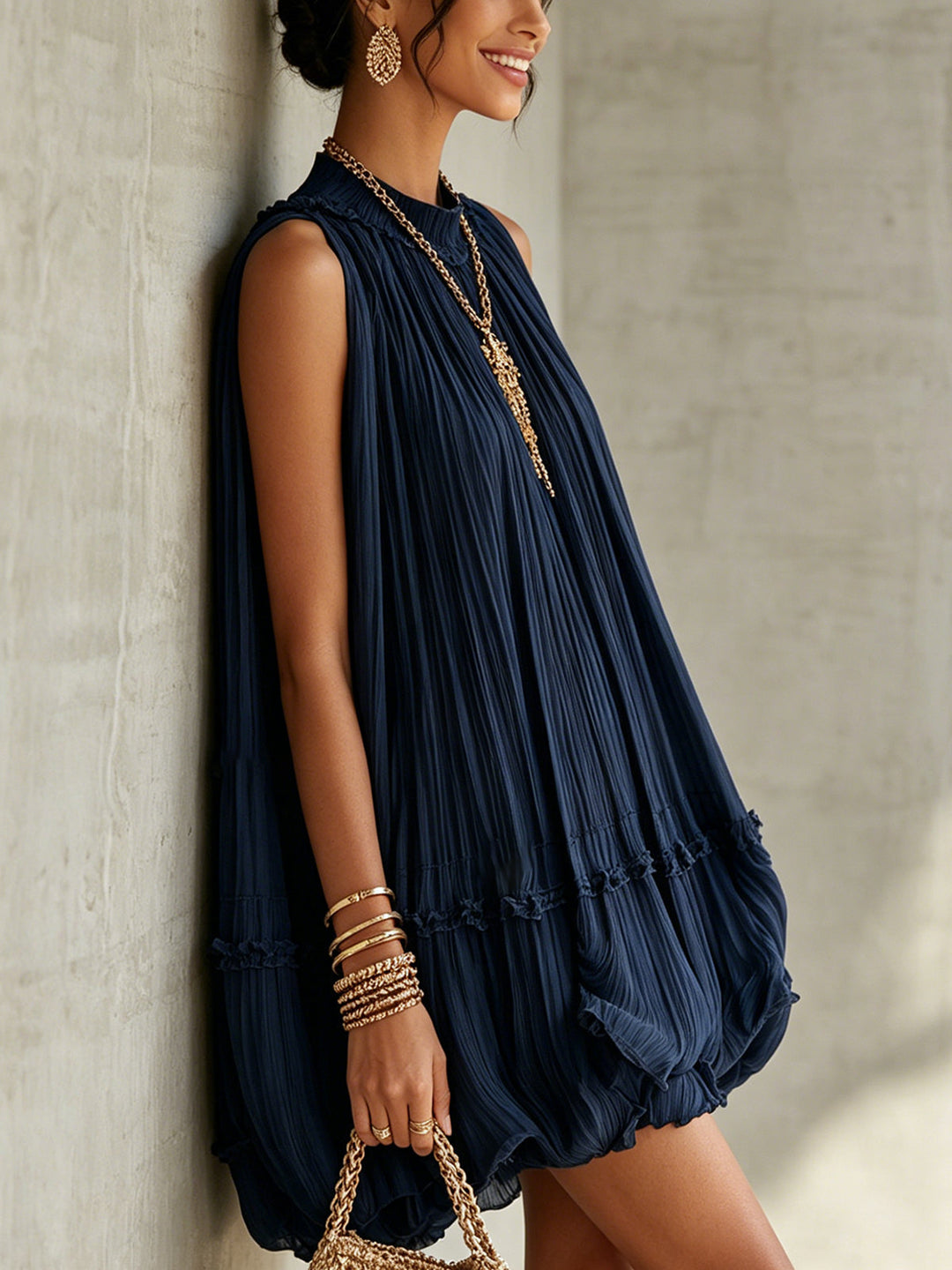 Camilla | Chiffon Mini Jurk met Halter Nek en Ballonrok