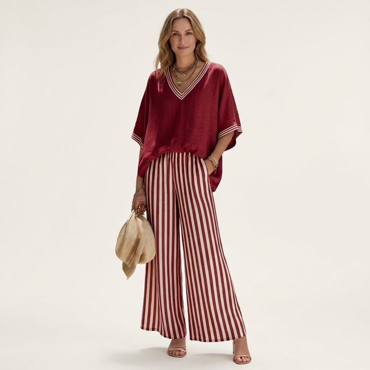 Juliana | V-Hals Varsity Top & Stripe Wijde Pijpen Set